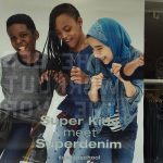 Moslims in reclame. Franse parlementariërs protesteren tegen Gap Kids, Nederlandse islamhaters tegen Plus.